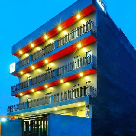 The Red York Ghaziabad Exterior foto