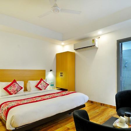 The Red York Ghaziabad Exterior foto